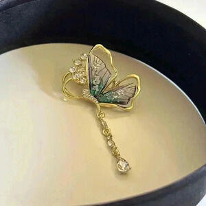 Luxury Gradient Butterfly Brooch